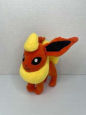 Pokemon Center Japanese Flareon Plush 2024